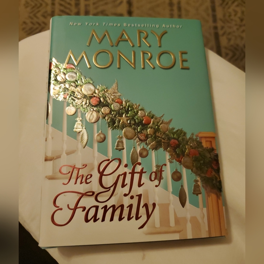 Gift of Family by Mary Monroe (2020, Hardcover).